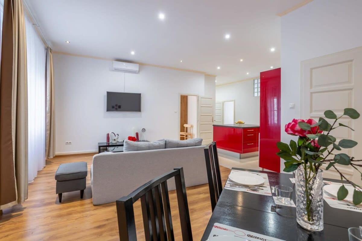 Apartmán Ultra New Large And Quiet *